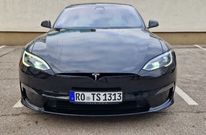 Tesla Model S Plaid <br /> (AUTOMATA)