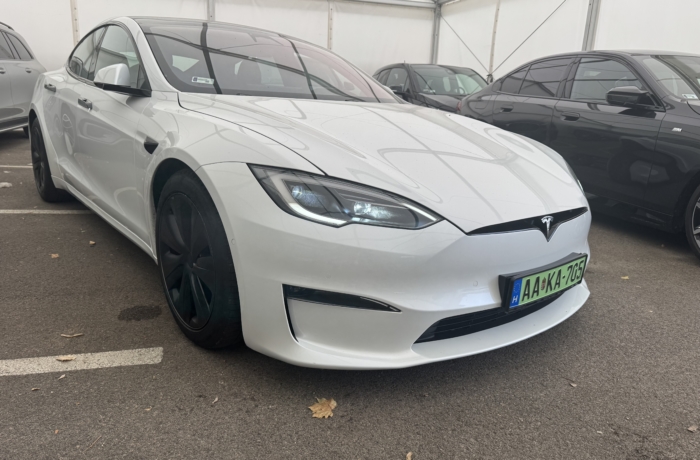 Tesla Model S Plaid<br/>(AUTOMATA)